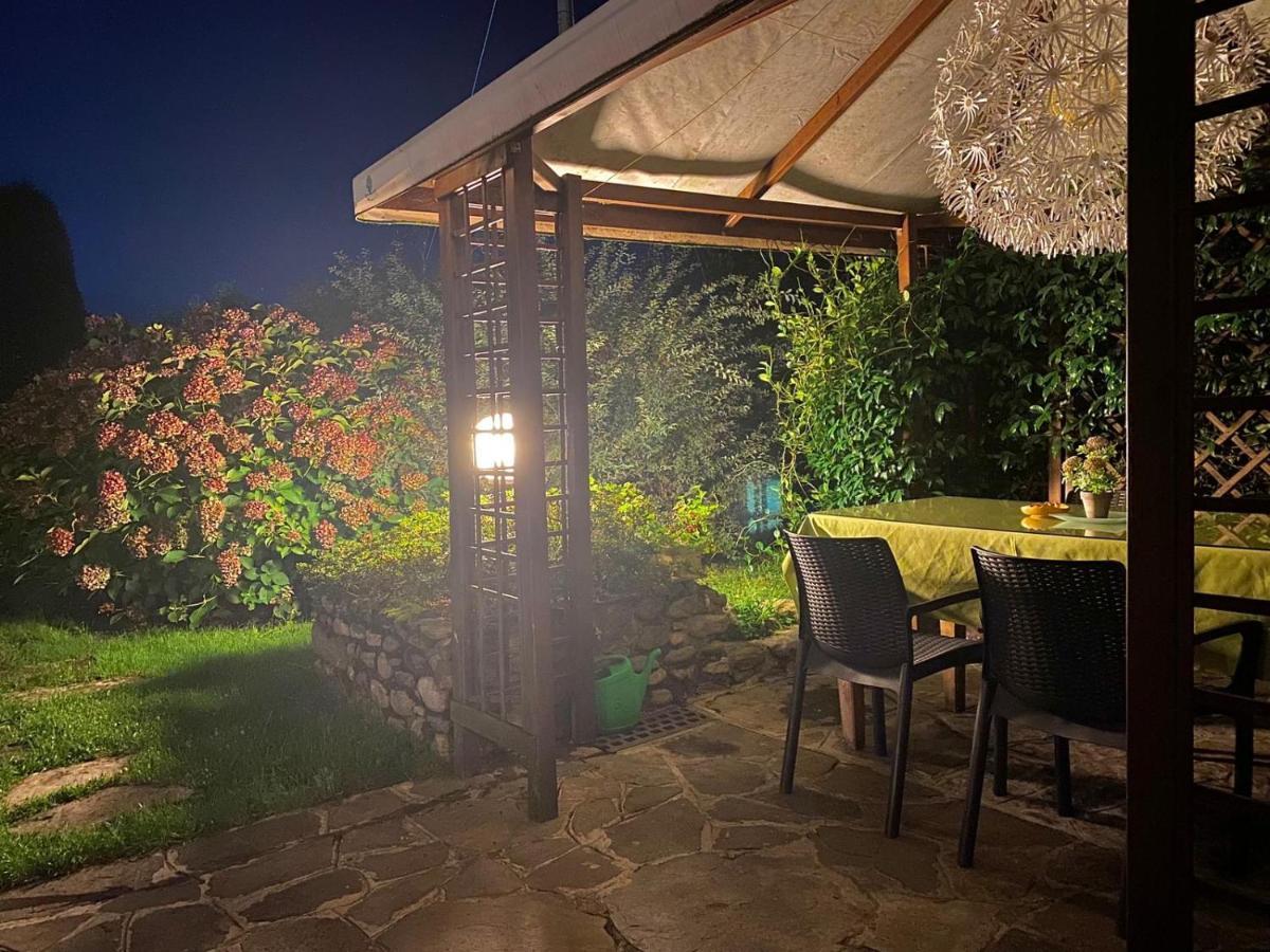 Casa Cinzia Lägenhet Gravedona Exteriör bild