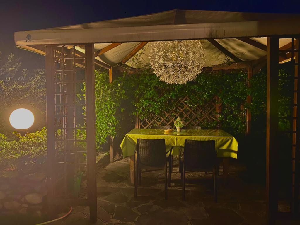 Casa Cinzia Lägenhet Gravedona Exteriör bild
