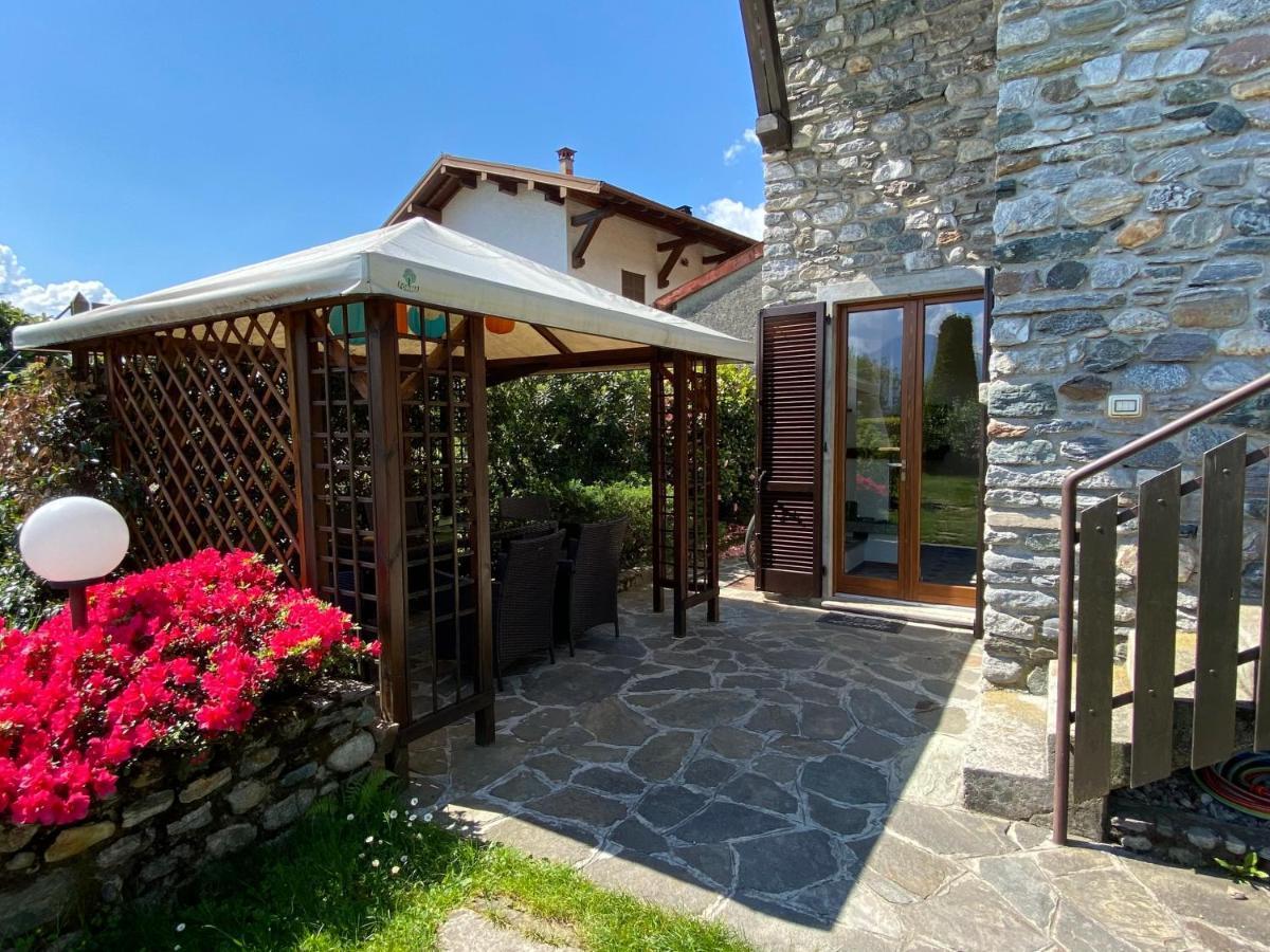 Casa Cinzia Lägenhet Gravedona Exteriör bild